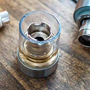 Як очистити під від жижі: картридж, випарник і сам вейп