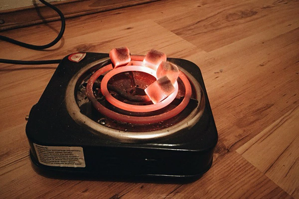 правильно розпалити вугілля для кальяну